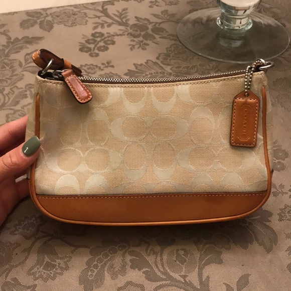 Coach Handbags - Authentic Coach Purse ✨